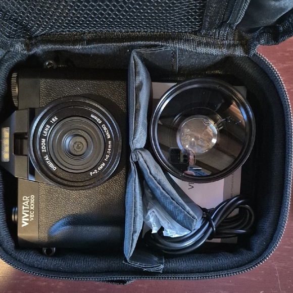 Vivitar VEC XX100 Black 4K Wi-Fi Digital Camera - Picture 4 of 5